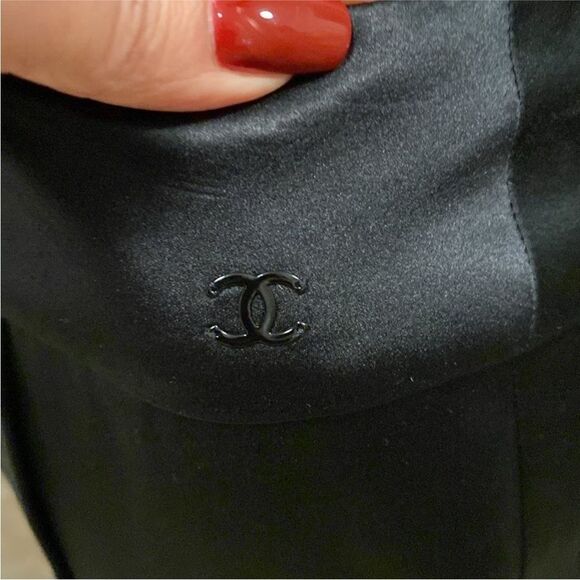 Chanel 100%  tulip skirt, US4 - Picture 4 of 10